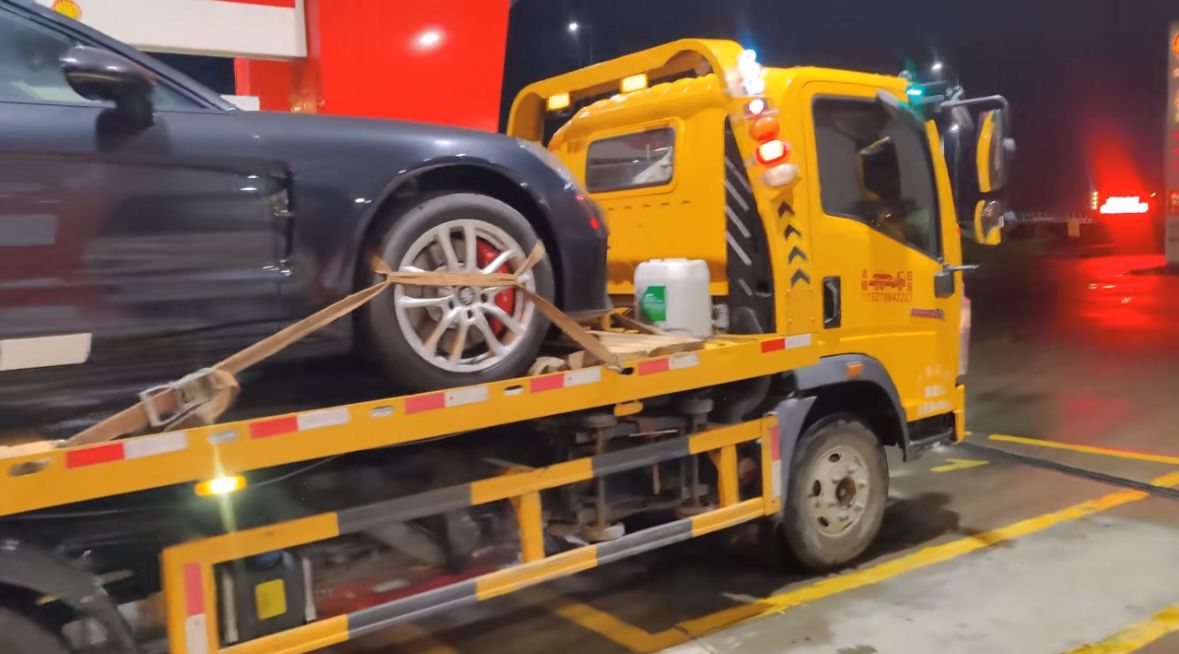 瓯海区行车途中遇到突发状况该如何呼叫道路救援？
